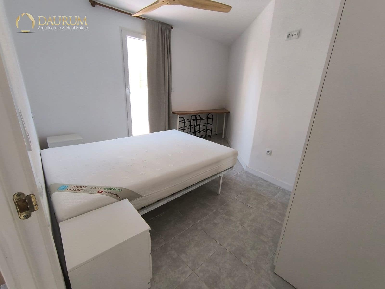 1 quarto Penthouse para venda em Elche / Elx - 149 000 € (Ref: 10019420)