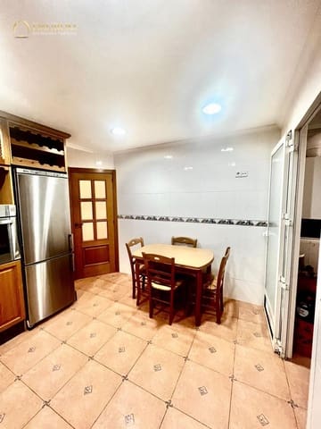 3 Zimmer Wohnung zu verkaufen in Centro, Elche / Elx - 250.000 € (Ref: 10026472)
