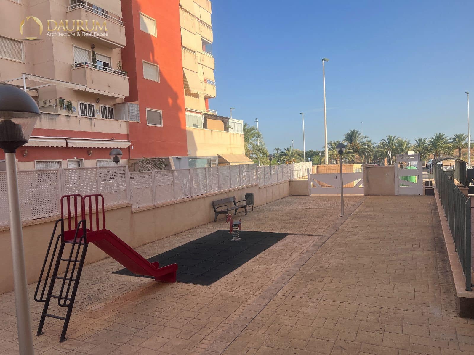 3 bedroom Flat for sale in Elche / Elx with pool garage - € 299,900 (Ref: 10029666)