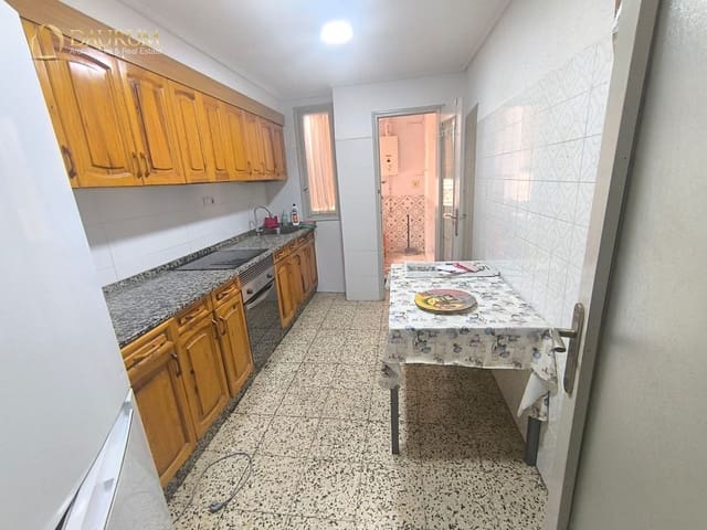 4 sovrum Lägenhet till salu i Centro, Elche / Elx - 179 000 € (Ref: 10031058)