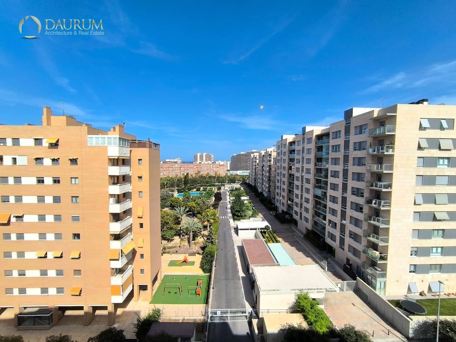 2 quarto Apartamento para venda em Playa de San Juan com piscina garagem - 445 000 € (Ref: 10033046)
