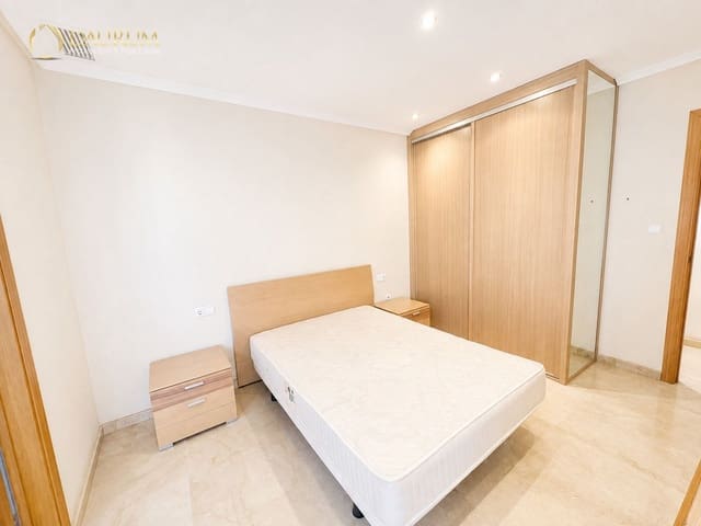 4 sypialnia Mieszkanie do wynajęcia w Elche / Elx z garażem - 1 100 € (Ref: 10033047)