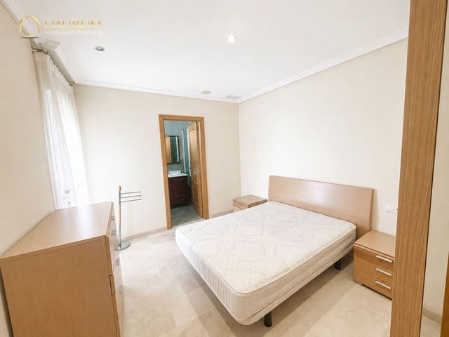 4 sypialnia Mieszkanie do wynajęcia w Elche / Elx z garażem - 1 100 € (Ref: 10033047)