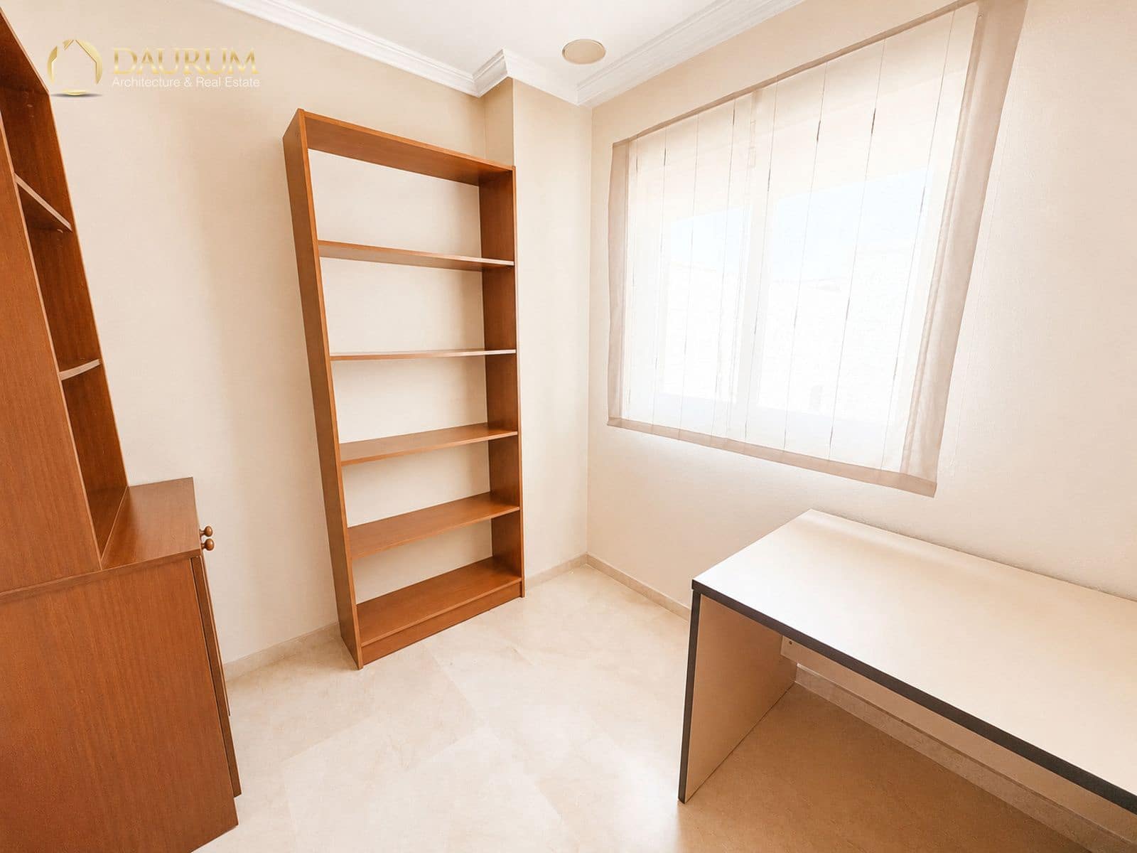 4 sypialnia Mieszkanie do wynajęcia w Elche / Elx z garażem - 1 100 € (Ref: 10033047)