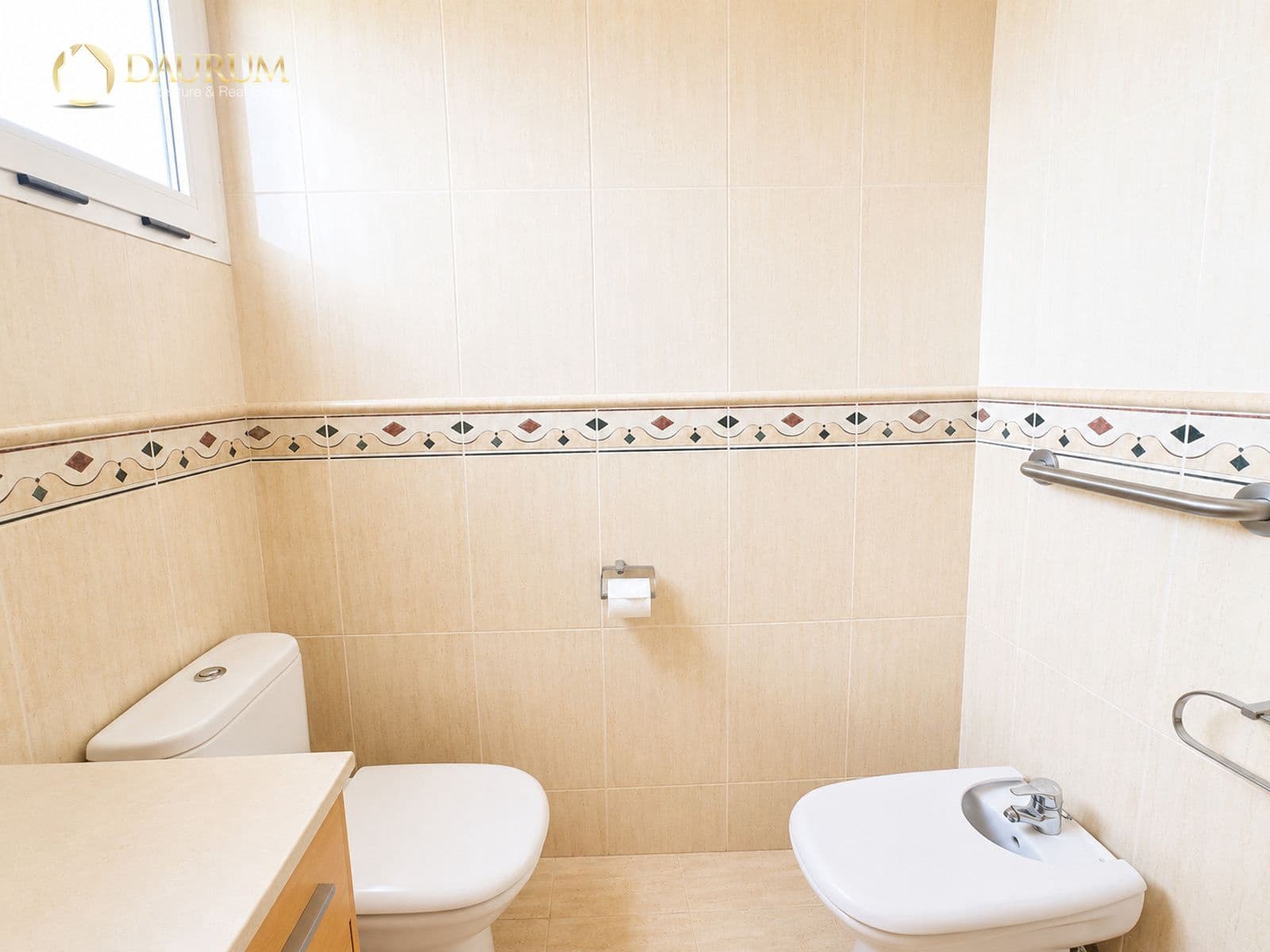 4 sypialnia Mieszkanie do wynajęcia w Elche / Elx z garażem - 1 100 € (Ref: 10033047)