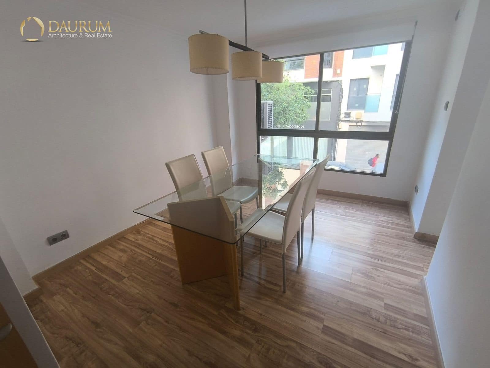 Office for sale in Elche / Elx - € 150,000 (Ref: 10034374)