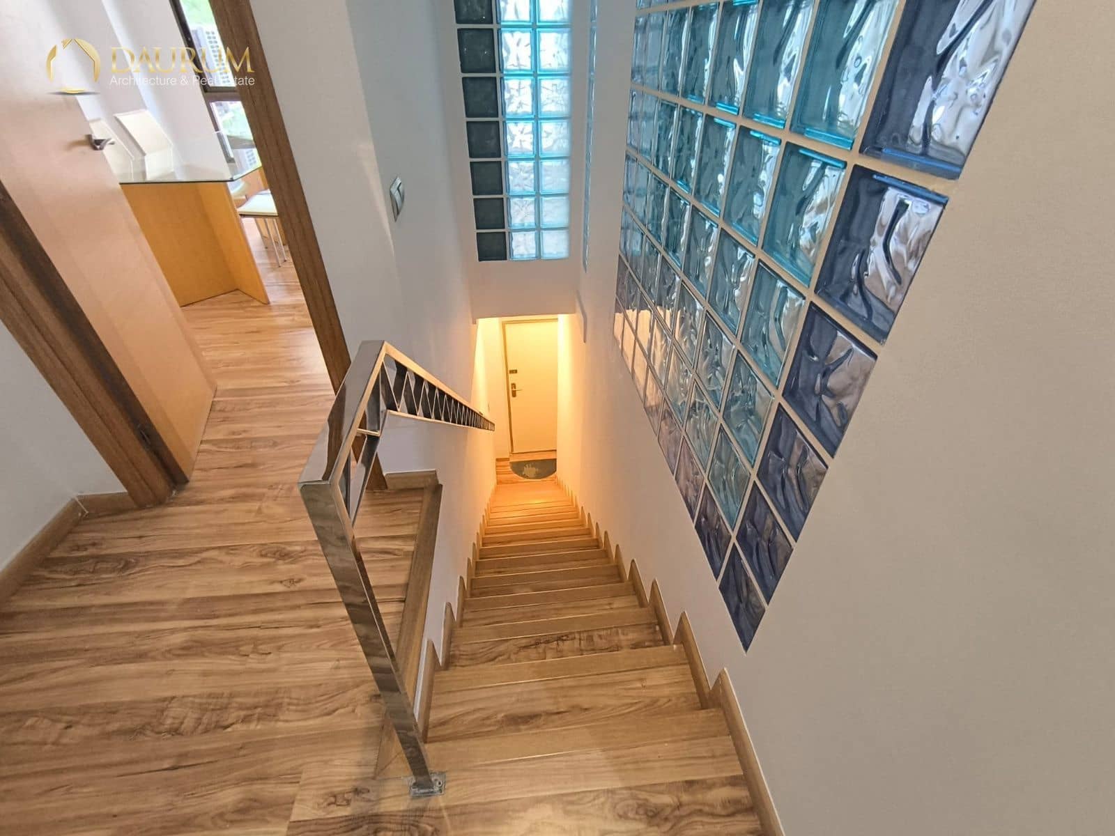 Office for sale in Elche / Elx - € 150,000 (Ref: 10034374)