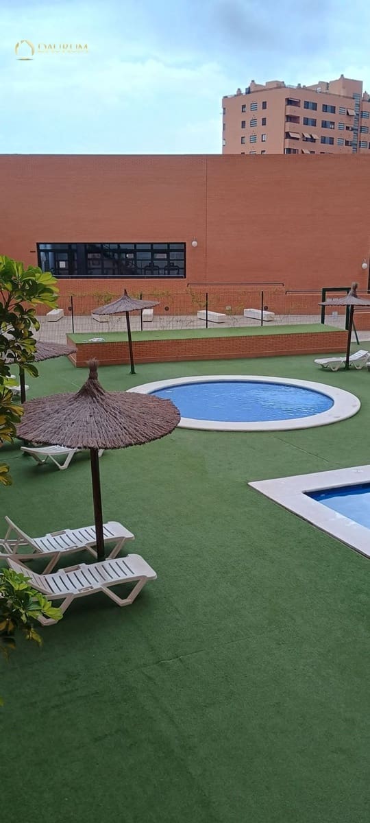 2 slaapkamer Flat te koop in Alicante stad met zwembad garage - € 349.000 (Ref: 10034451)