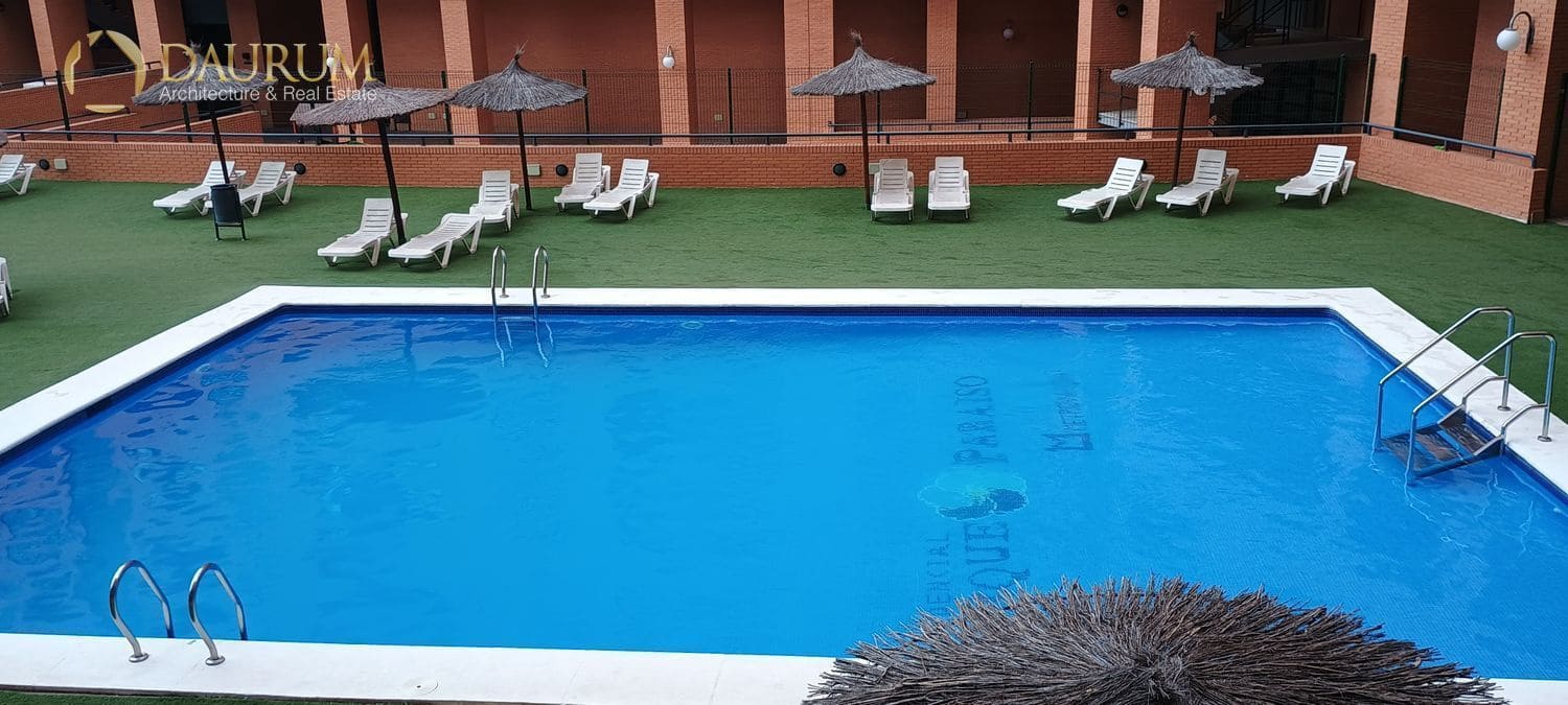 2 slaapkamer Flat te koop in Alicante stad met zwembad garage - € 349.000 (Ref: 10034451)