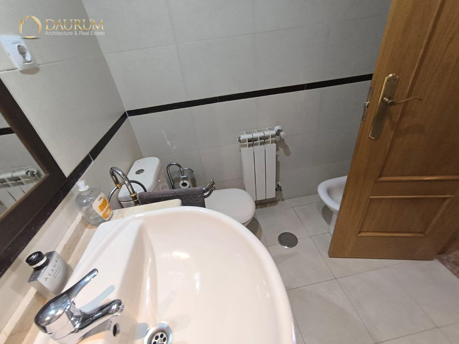 2 slaapkamer Flat te koop in Alicante stad met zwembad garage - € 349.000 (Ref: 10034451)