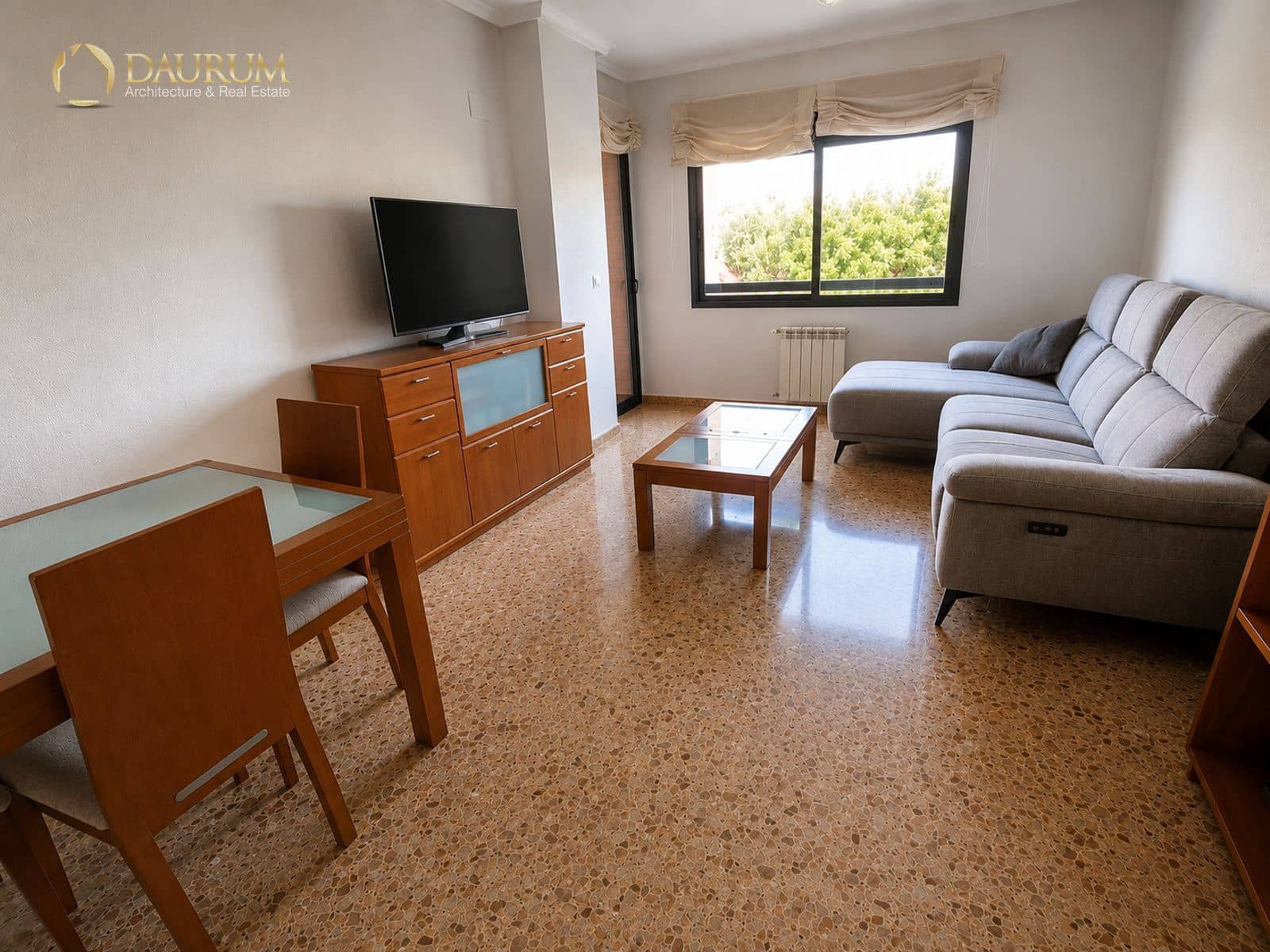 2 slaapkamer Flat te koop in Alicante stad met zwembad garage - € 349.000 (Ref: 10034451)