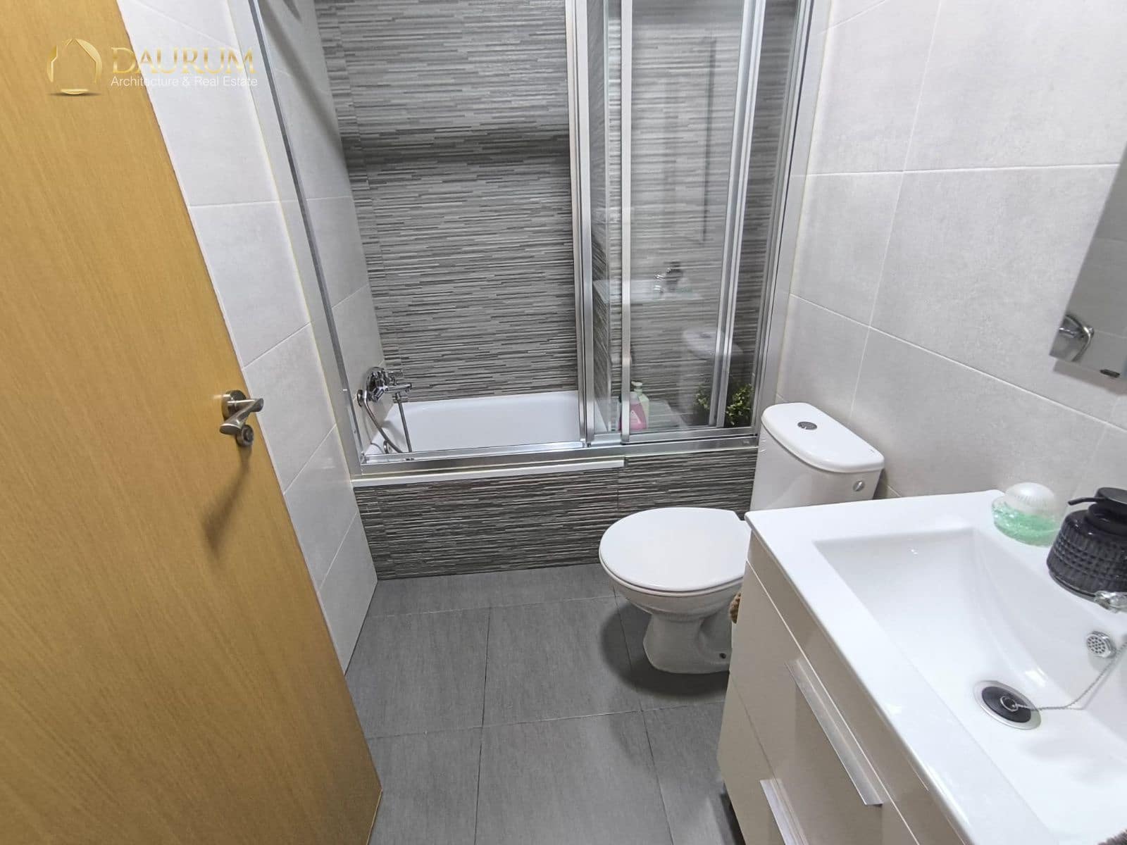 3 camera da letto Appartamento in vendita in Torrellano - 189.900 € (Rif: 10041783)