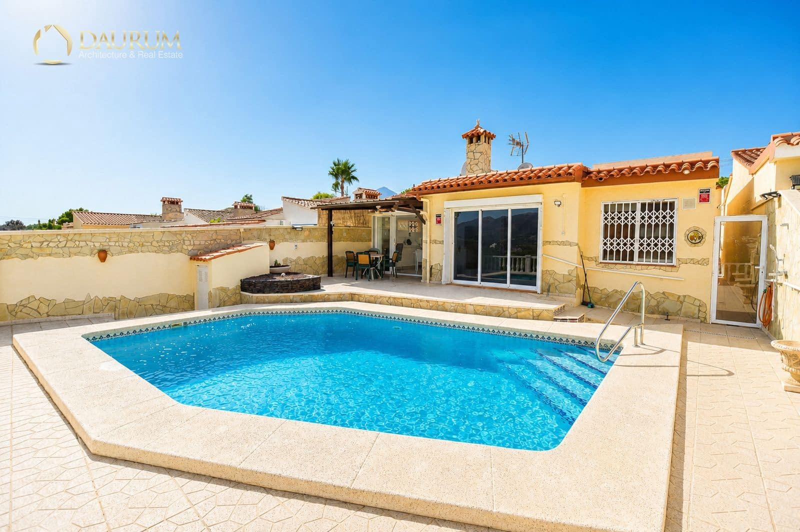 3 Zimmer Villa zu verkaufen in Alfaz del Pi / L'Alfas del Pi mit Pool Garage - 380.000 € (Ref: 10045830)