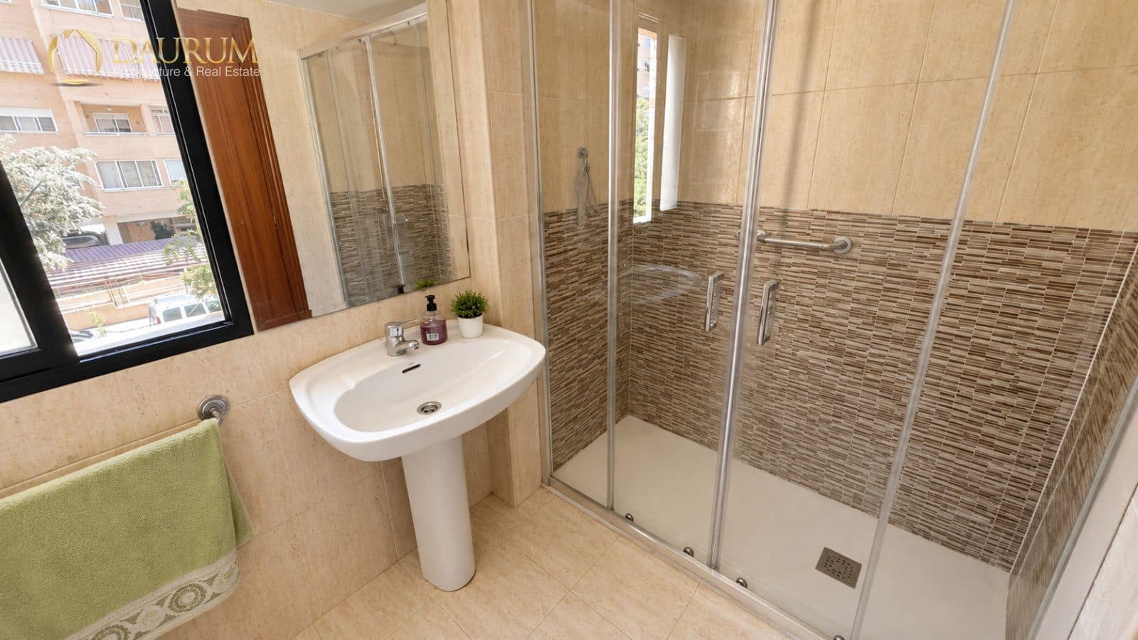 4 quarto Apartamento para venda em Alicante cidade com piscina garagem - 240 000 € (Ref: 10045831)