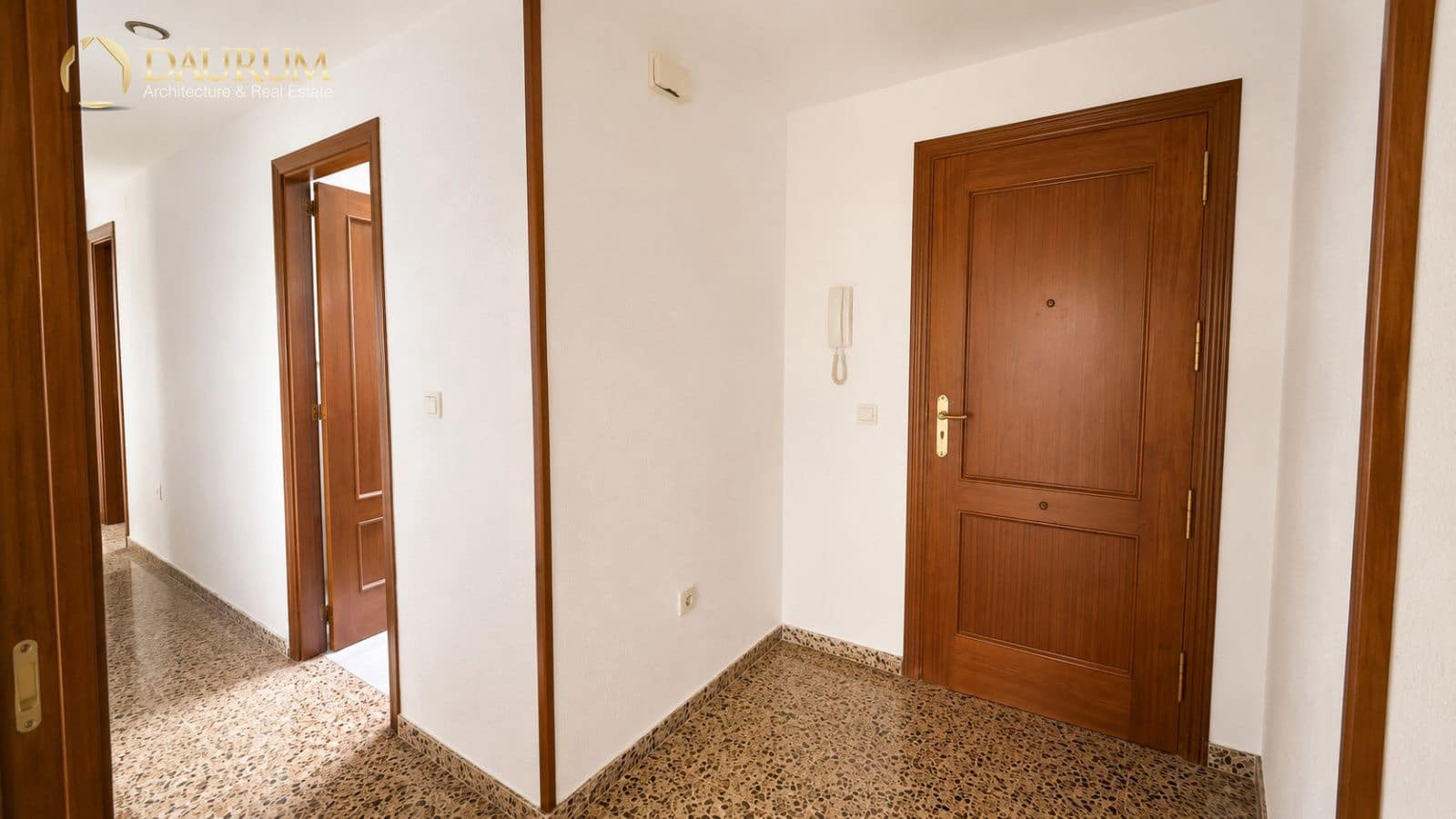 4 quarto Apartamento para venda em Alicante cidade com piscina garagem - 240 000 € (Ref: 10045831)