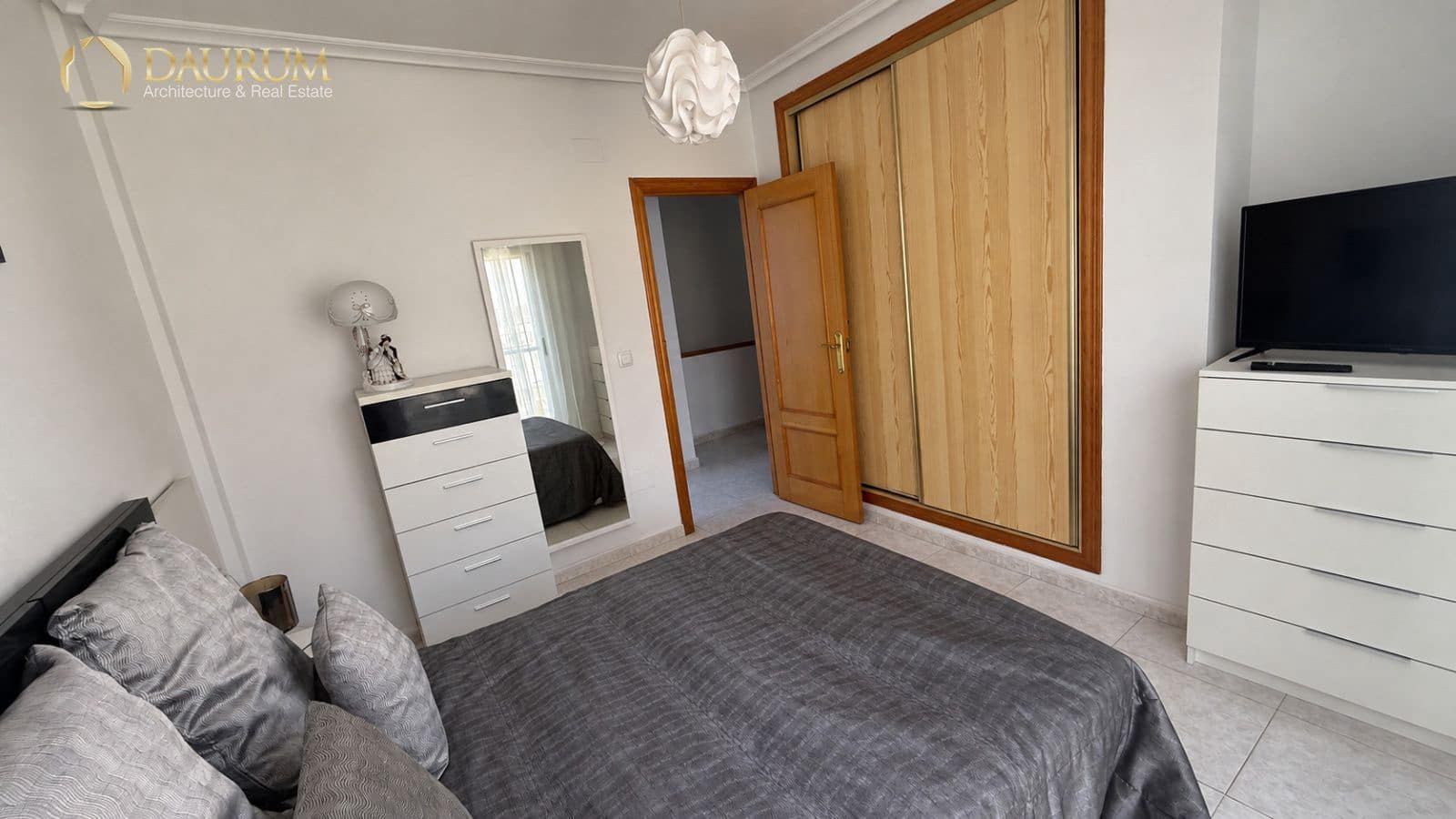 3 Zimmer Wohnung zu verkaufen in Torrevieja mit Pool - 245.000 € (Ref: 10073114)