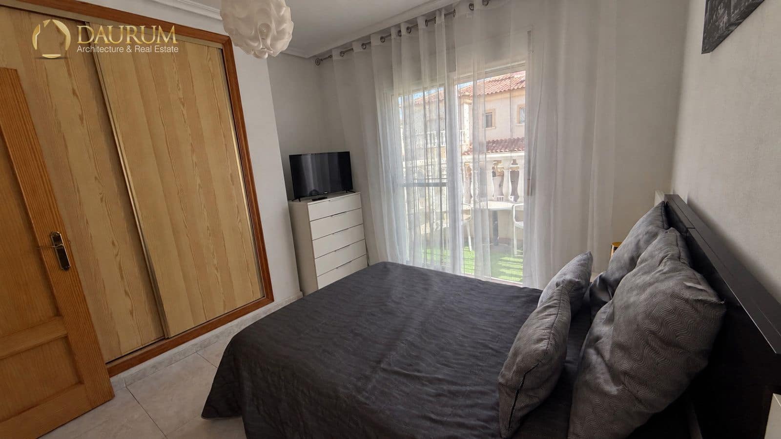 3 Zimmer Wohnung zu verkaufen in Torrevieja mit Pool - 245.000 € (Ref: 10073114)