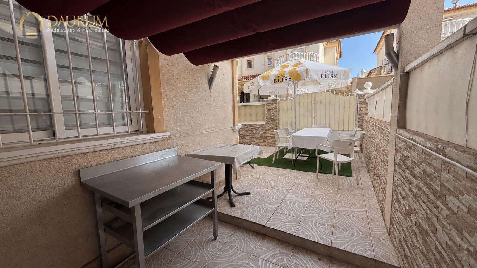 3 Zimmer Wohnung zu verkaufen in Torrevieja mit Pool - 245.000 € (Ref: 10073114)