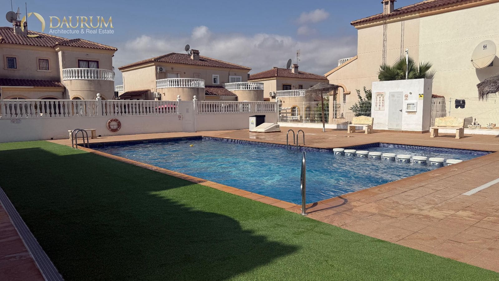 3 Zimmer Wohnung zu verkaufen in Torrevieja mit Pool - 245.000 € (Ref: 10073114)