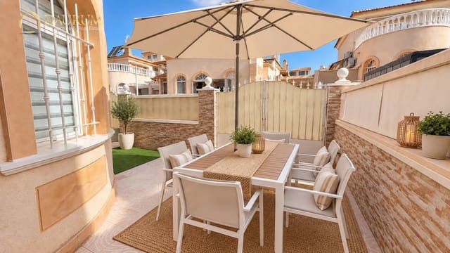 3 sypialnia Mieszkanie na sprzedaż w Nueva Torrevieja - Aguas Nuevas, Torrevieja z basenem - 245 000 € (Ref: 10073114)