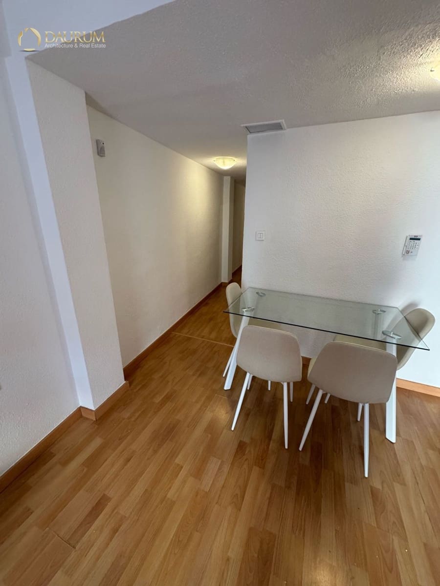 3 soveværelse Lejlighed til salg i Alicante by - € 170.000 (Ref: 10088578)