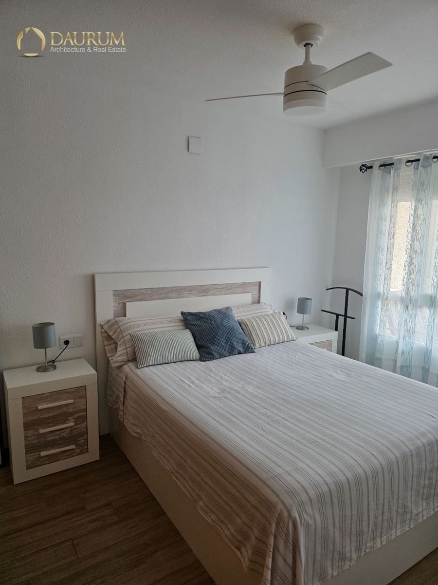 1 slaapkamer Flat te koop in Alicante stad met zwembad garage - € 215.000 (Ref: 10113458)