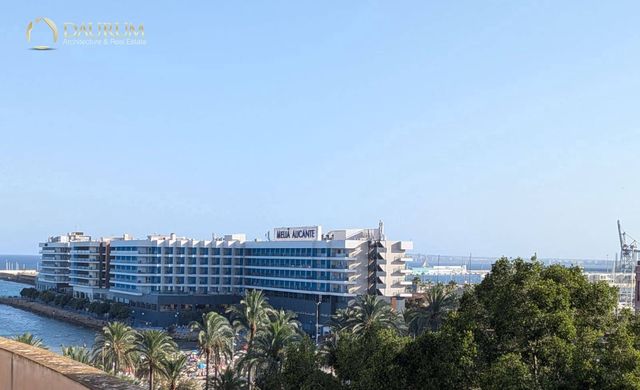3 makuuhuone Asunto myytävänä paikassa Alicante kaupunki - 419 000 € (Ref: 10113459)