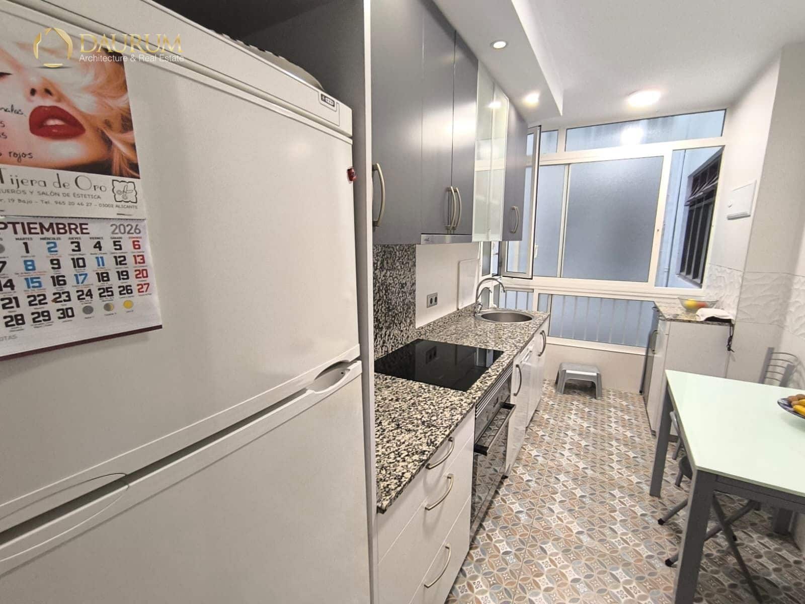 3 makuuhuone Asunto myytävänä paikassa Alicante kaupunki - 419 000 € (Ref: 10113459)