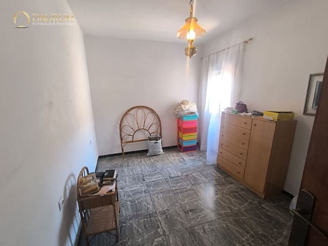 3 slaapkamer Flat te koop in Alicante stad - € 185.000 (Ref: 10118371)