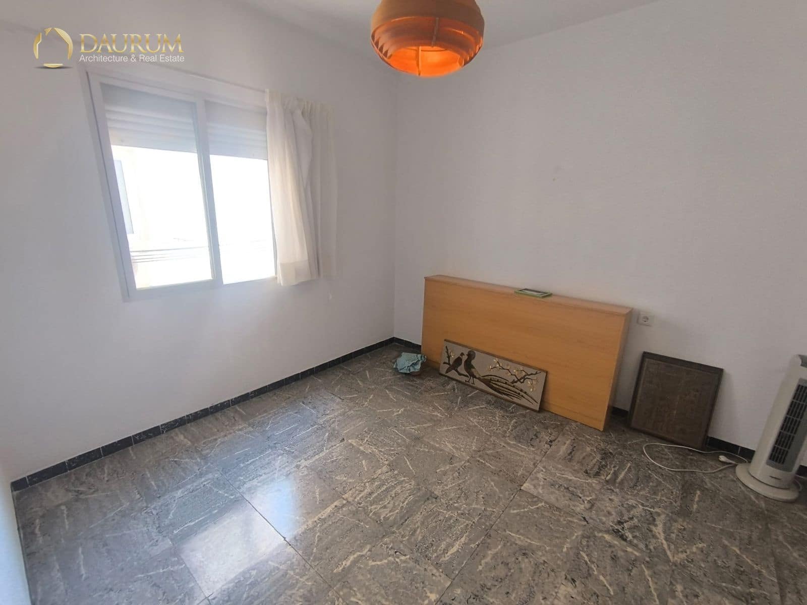3 slaapkamer Flat te koop in Alicante stad - € 185.000 (Ref: 10118371)