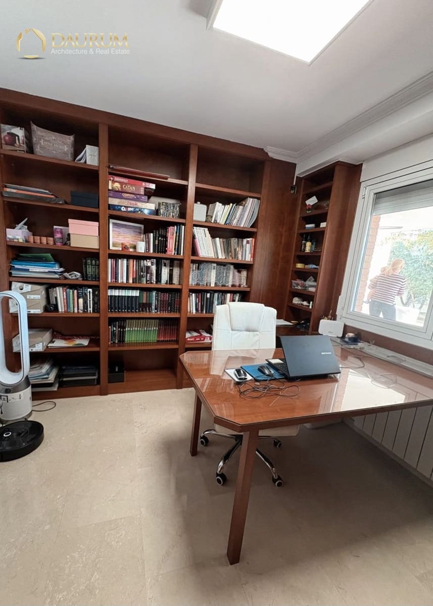 7 Zimmer Villa zu verkaufen in San Vicente / Sant Vicent del Raspeig mit Pool Garage - 890.000 € (Ref: 10127392)