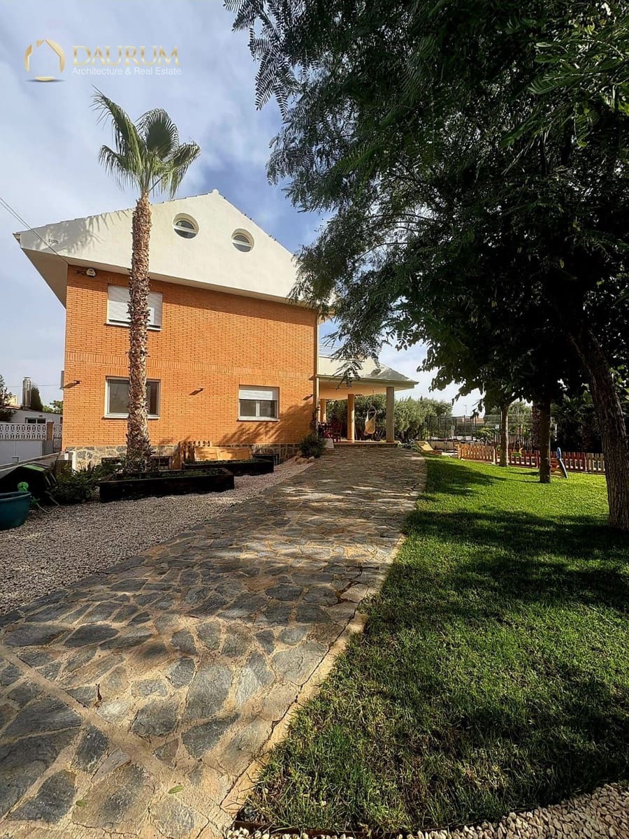 7 Zimmer Villa zu verkaufen in San Vicente / Sant Vicent del Raspeig mit Pool Garage - 890.000 € (Ref: 10127392)