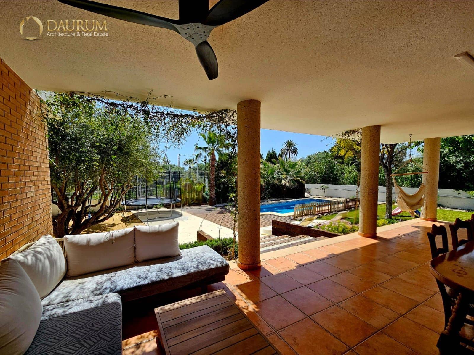 7 Zimmer Villa zu verkaufen in San Vicente / Sant Vicent del Raspeig mit Pool Garage - 890.000 € (Ref: 10127392)