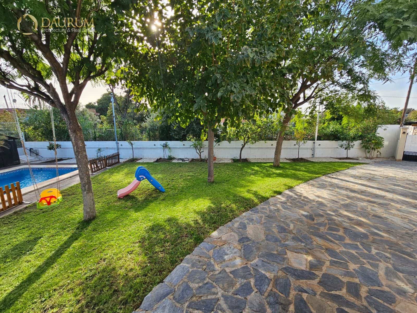7 Zimmer Villa zu verkaufen in San Vicente / Sant Vicent del Raspeig mit Pool Garage - 890.000 € (Ref: 10127392)