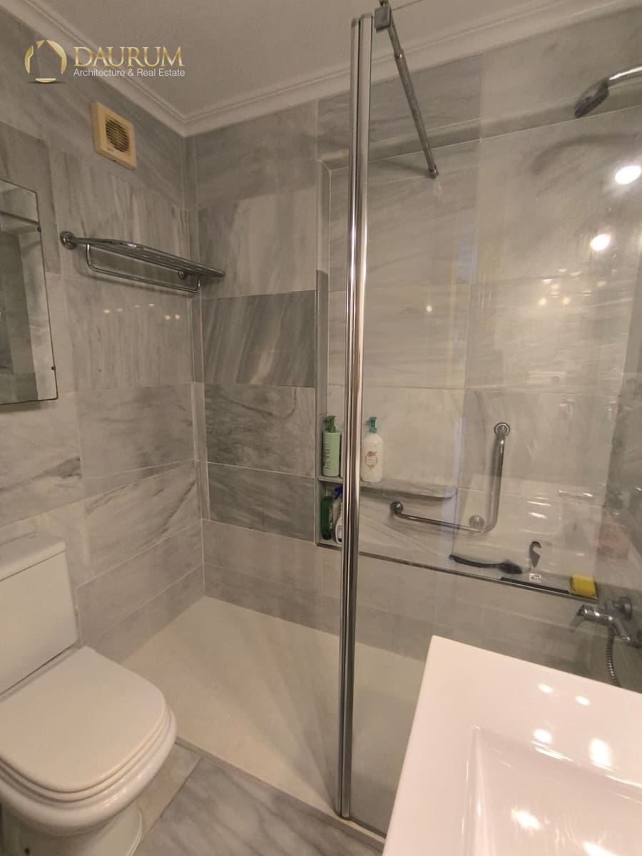 Piso de 2 habitaciones en Playa de Muchavista en venta con piscina garaje - 380.000 € (Ref: 10135177)