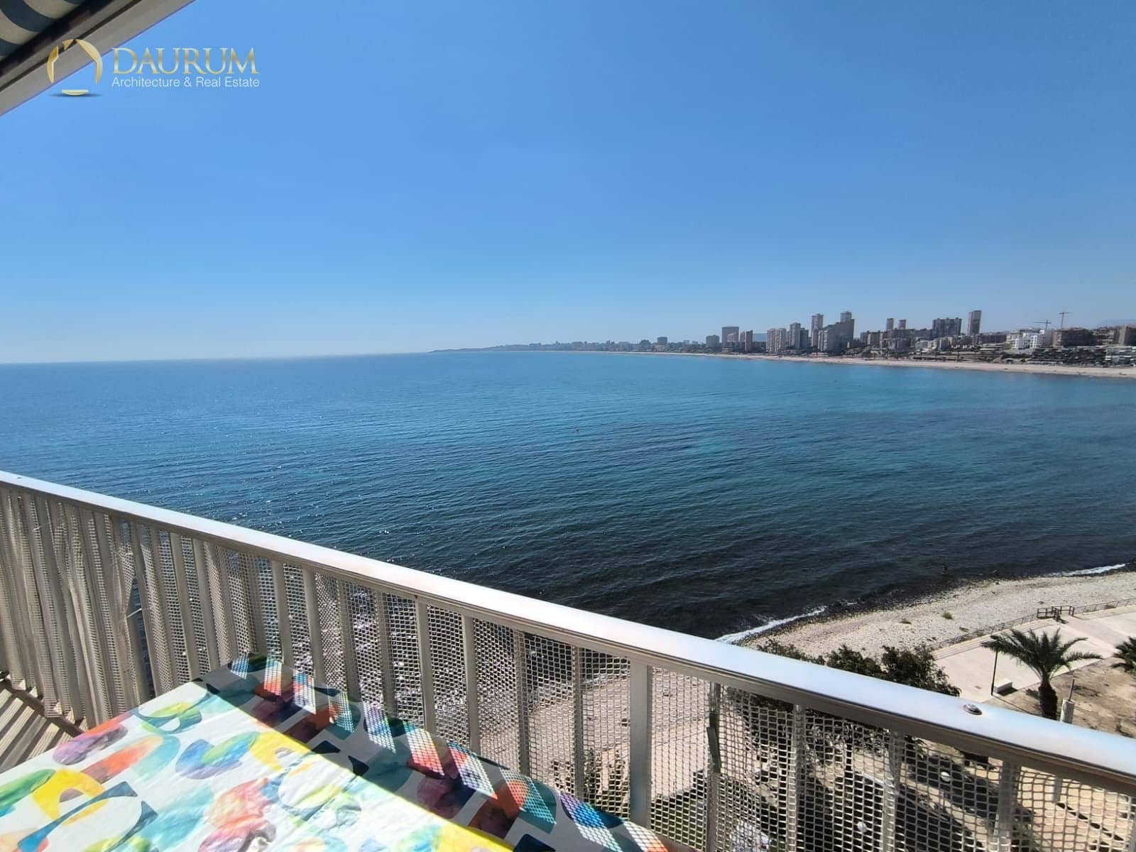 Piso de 2 habitaciones en Playa de Muchavista en venta con piscina garaje - 380.000 € (Ref: 10135177)