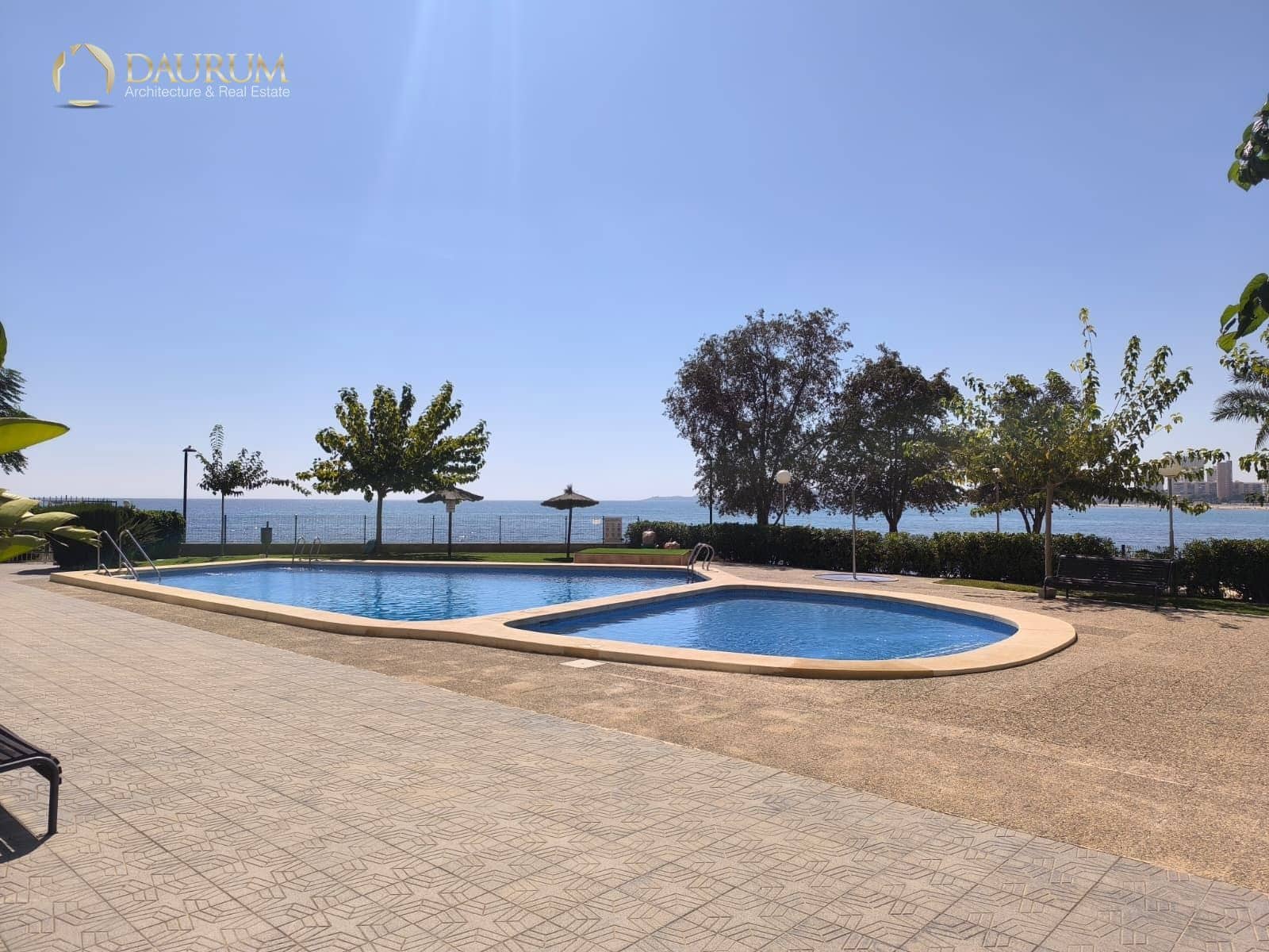 Piso de 2 habitaciones en Playa de Muchavista en venta con piscina garaje - 380.000 € (Ref: 10135177)
