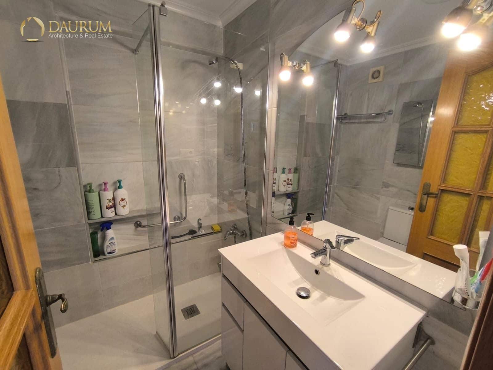 Piso de 2 habitaciones en Playa de Muchavista en venta con piscina garaje - 380.000 € (Ref: 10135177)