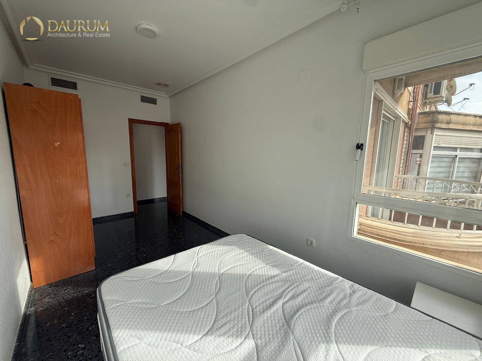 3 soveværelse Lejlighed til salg i Elche / Elx med garage - € 225.000 (Ref: 10135254)