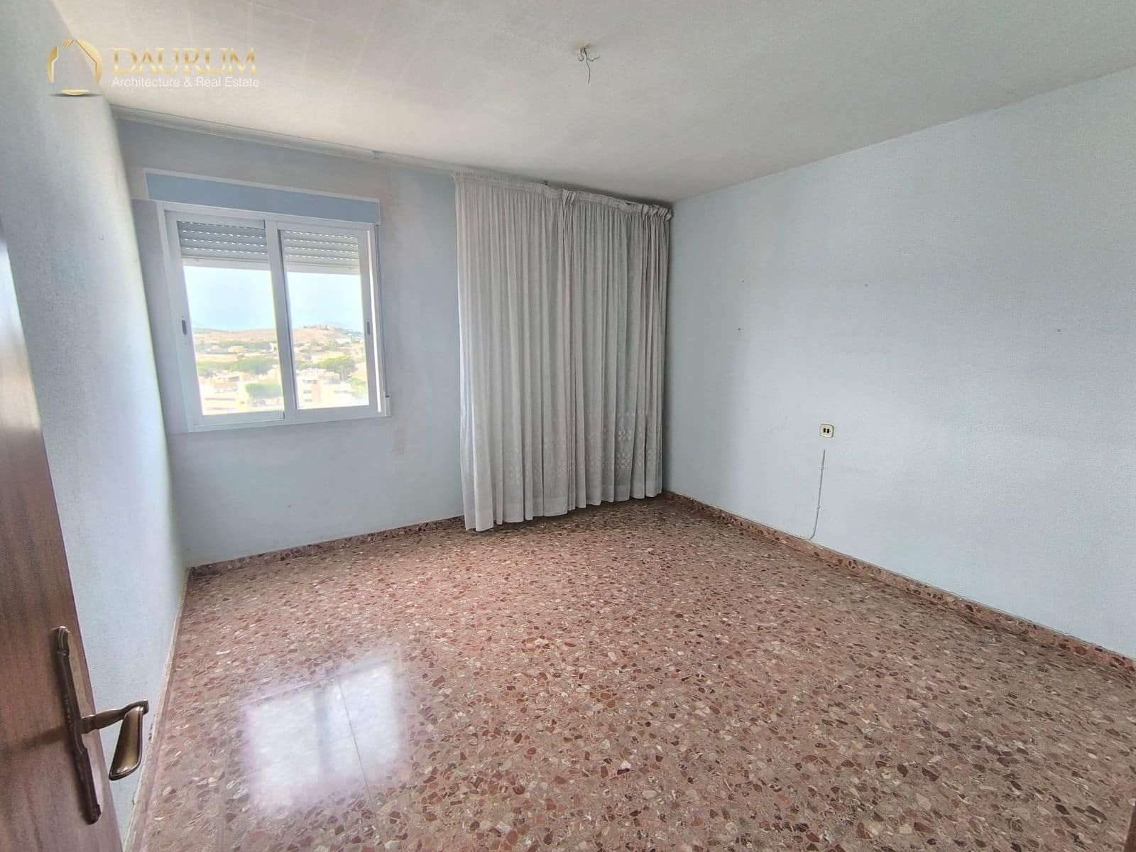 Piso de 4 habitaciones en San Juan de Alicante / Sant Joan d'Alacant en venta - 390.000 € (Ref: 10135255)