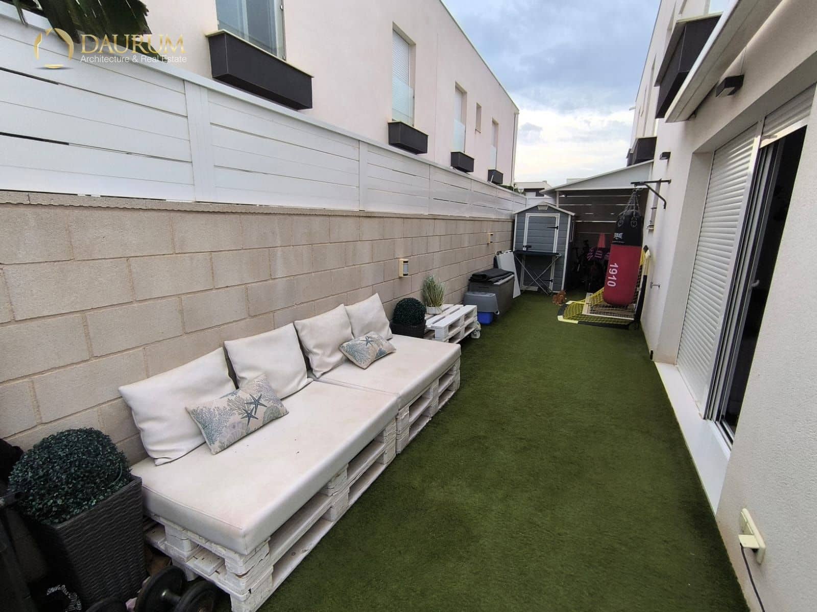 3 Zimmer Villa zu verkaufen in Gran Alacant mit Pool Garage - 420.000 € (Ref: 10136493)