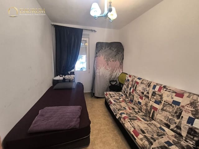 2 soverom Leilighet til salgs i Alicante by - € 125 000 (Ref: 10145370)