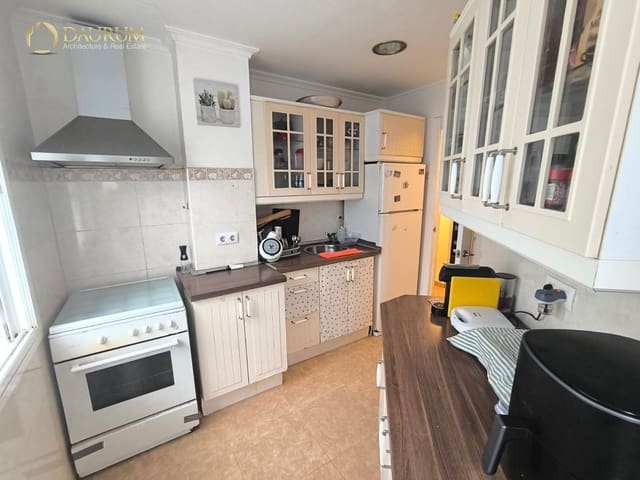 2 soverom Leilighet til salgs i Alicante by - € 125 000 (Ref: 10145370)