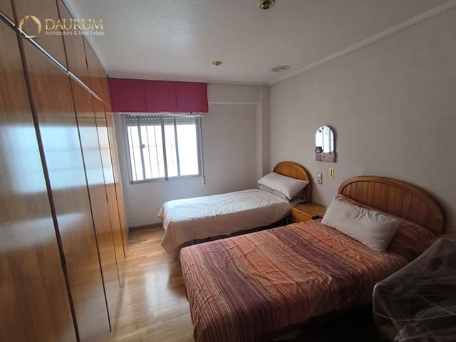 2 slaapkamer Flat te koop in Crevillente / Crevillent met garage - € 145.000 (Ref: 10154366)