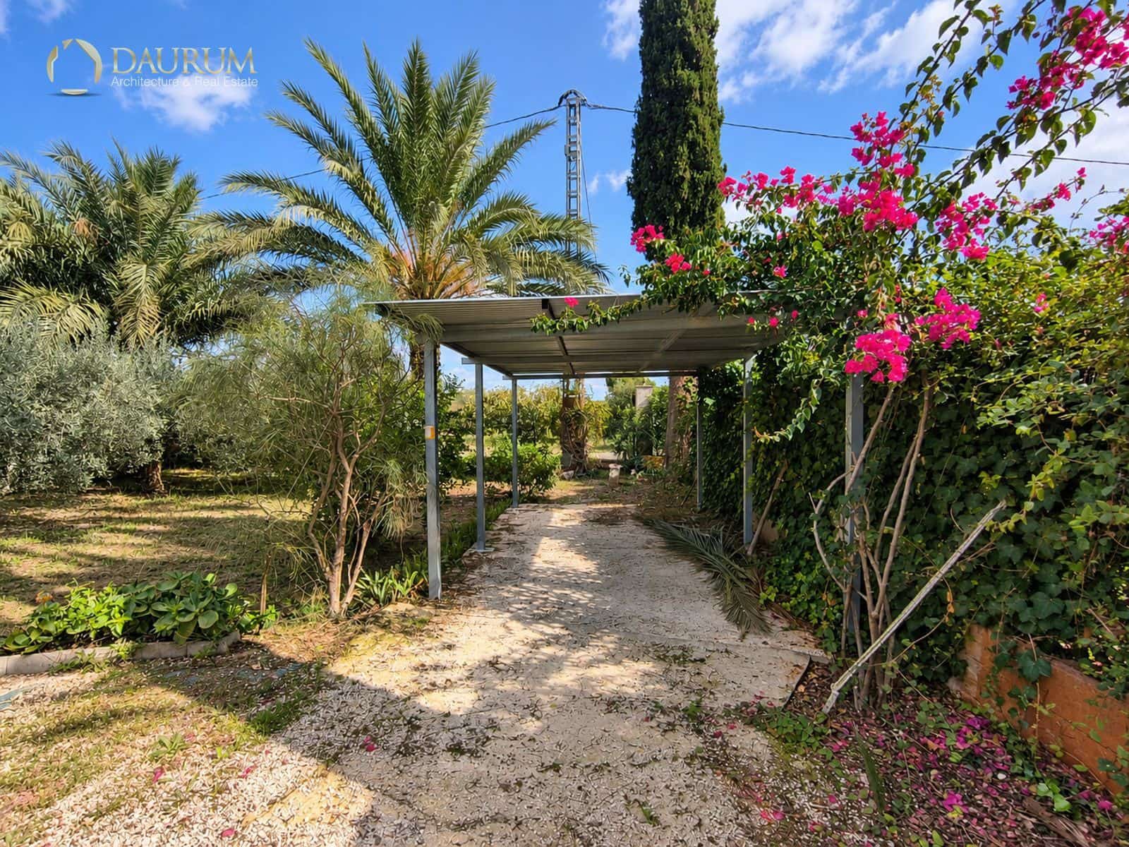 3 bedroom Villa for sale in Elche / Elx with pool garage - € 230,000 (Ref: 10165956)