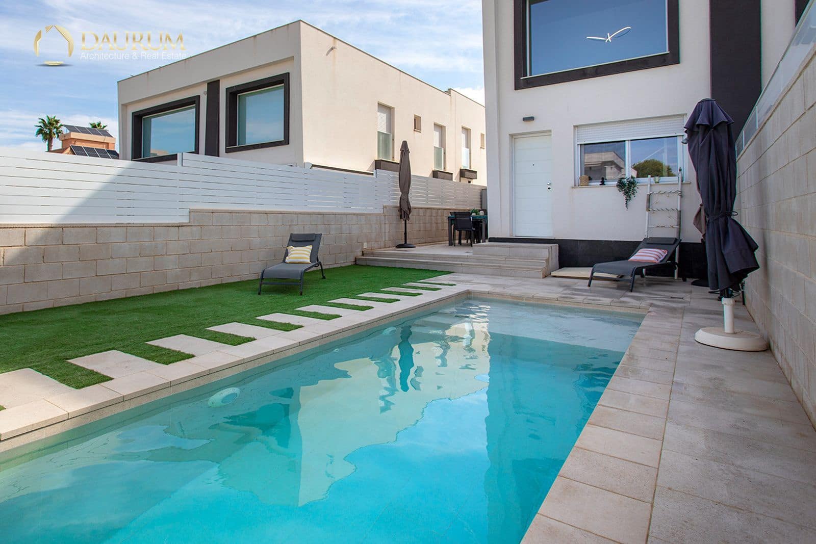 2 soverom Villa til salgs i Gran Alacant med svømmebasseng garasje - € 420 000 (Ref: 10167943)