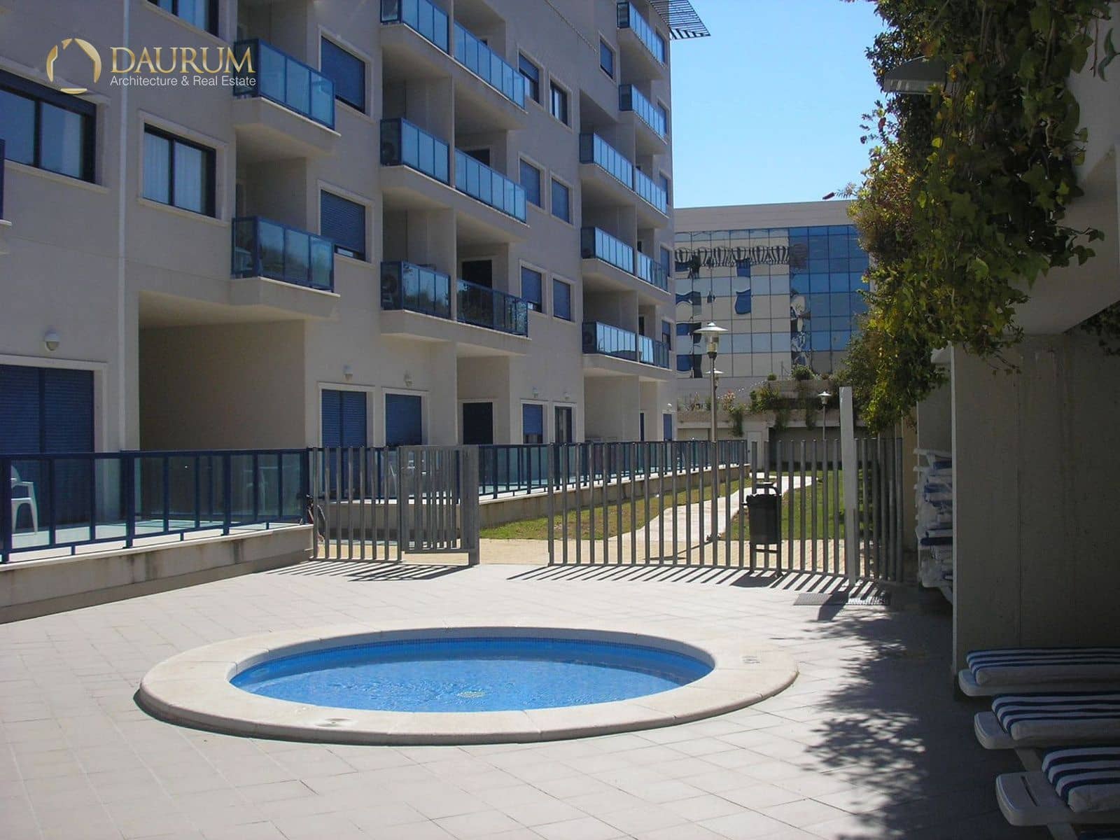 1 soveværelse Lejlighed til salg i Alicante by med swimmingpool garage - € 165.000 (Ref: 10170370)