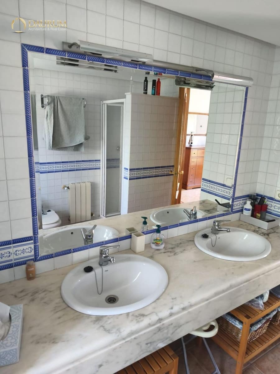 4 bedroom Villa for sale in Elche / Elx with pool garage - € 690,000 (Ref: 10182277)