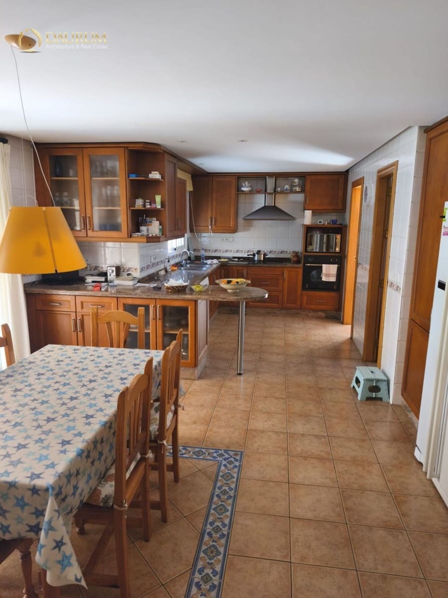 4 bedroom Villa for sale in Elche / Elx with pool garage - € 690,000 (Ref: 10182277)