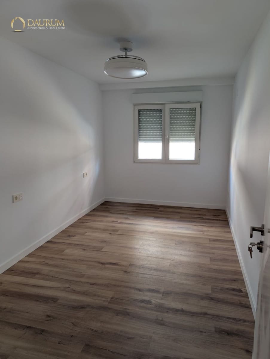 Piso de 4 habitaciones en Elche / Elx en venta - 259.000 € (Ref: 10183930)